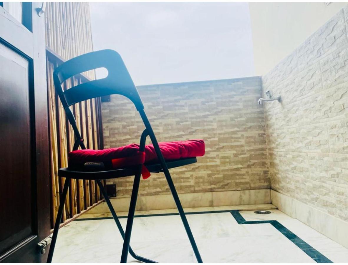 Bluo Studio4 Golf Course Road - Gym, Balcony, Lift グルガウン エクステリア 写真